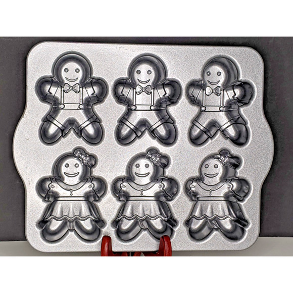 Nordic Ware Gingerbread Kids Cakelet Cake Pan Christmas - Picture 1 of 5